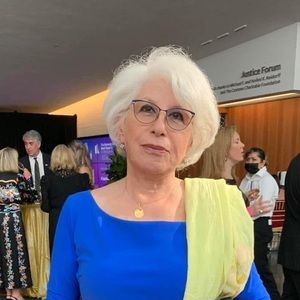 Meet your Posher, Irina